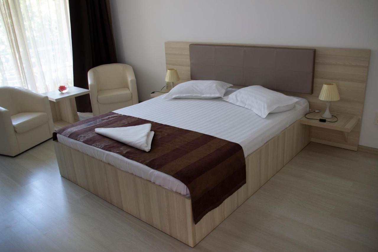Hotel Q