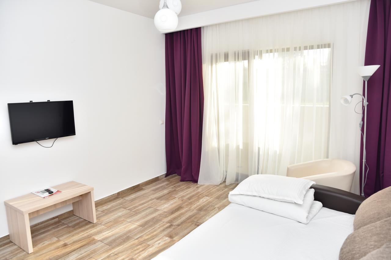 Hotel Q